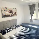Apartamento Marco,lukas,patrick,david,blizu Centra I Mora Sa Free Privatnim Parkingom