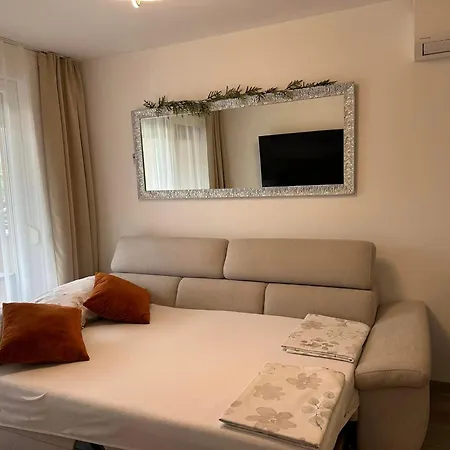 Marco,lukas,patrick,david,blizu Centra I Mora Sa Free Privatnim Parkingom * 풀라