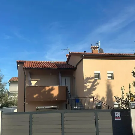 아파트 Marco,lukas,patrick,david,blizu Centra I Mora Sa Free Privatnim Parkingom