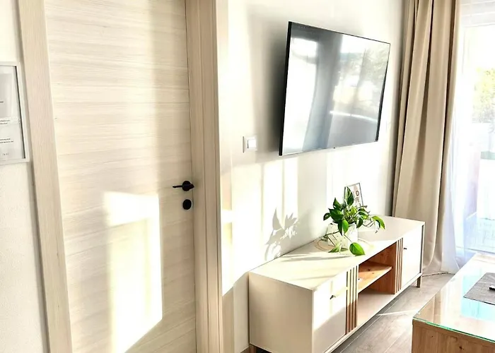 Apartamento Marco,lukas,patrick,david,blizu Centra I Mora Sa Free Privatnim Parkingom Pula