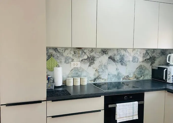 Marco,lukas,patrick,david,blizu Centra I Mora Sa Free Privatnim Parkingom Apartamento *