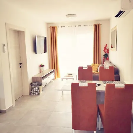 Marco,lukas,patrick,david,blizu Centra I Mora Sa Free Privatnim Parkingom Appartement