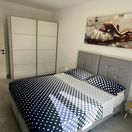Marco,lukas,patrick,david,blizu Centra I Mora Sa Free Privatnim Parkingom Appartement