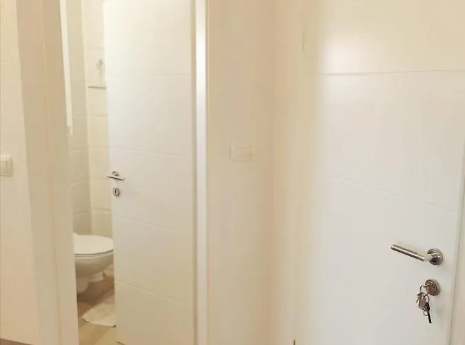 Apartman Marco Lukas Patrick: Quiet With Parking Near Center *